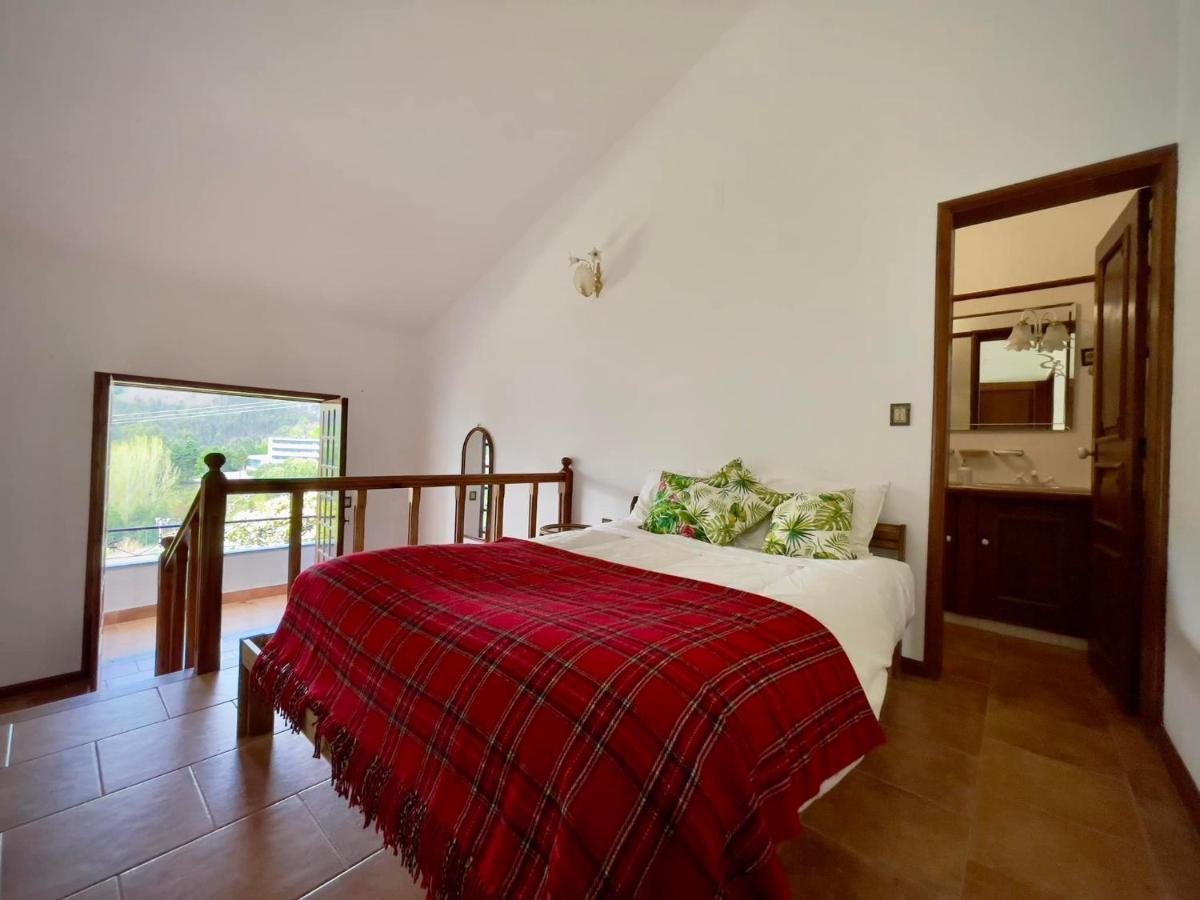 Villa Bouro - Breathtaking Scenery Near Geres Terras de Bouro Exterior photo
